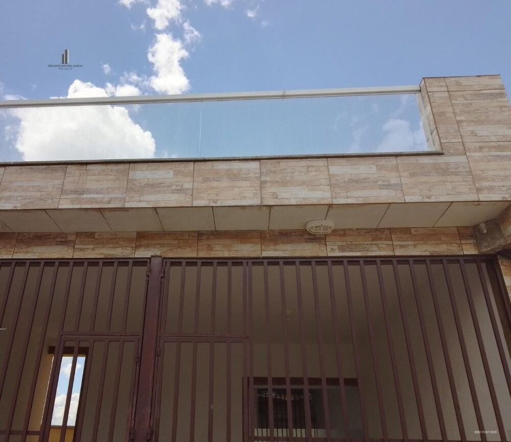 Casa à venda com 8 quartos, 295m² - Foto 3