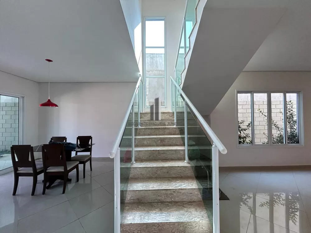 Casa, 4 quartos, 268 m² - Foto 5