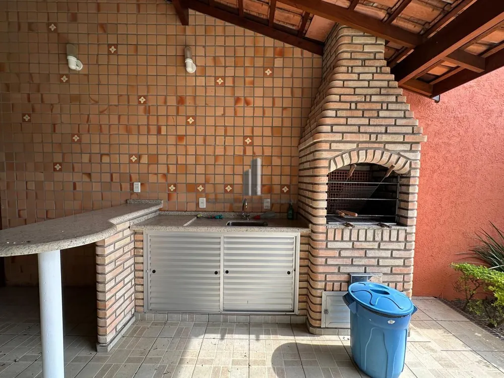Casa, 3 quartos, 245 m² - Foto 10