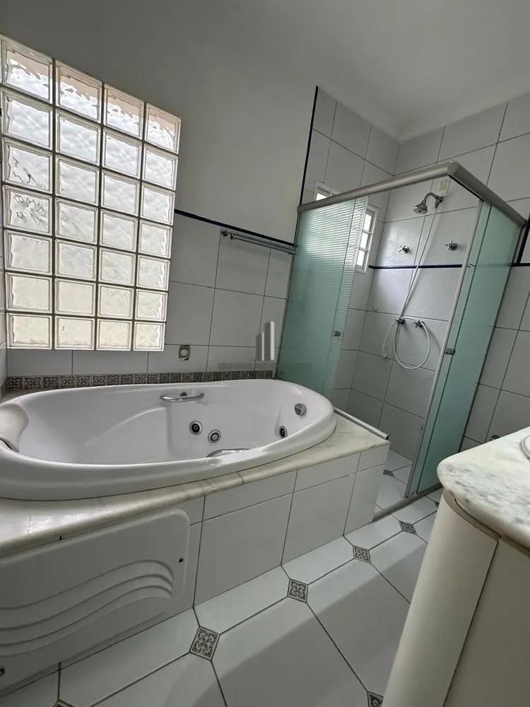 Casa, 3 quartos, 245 m² - Foto 12