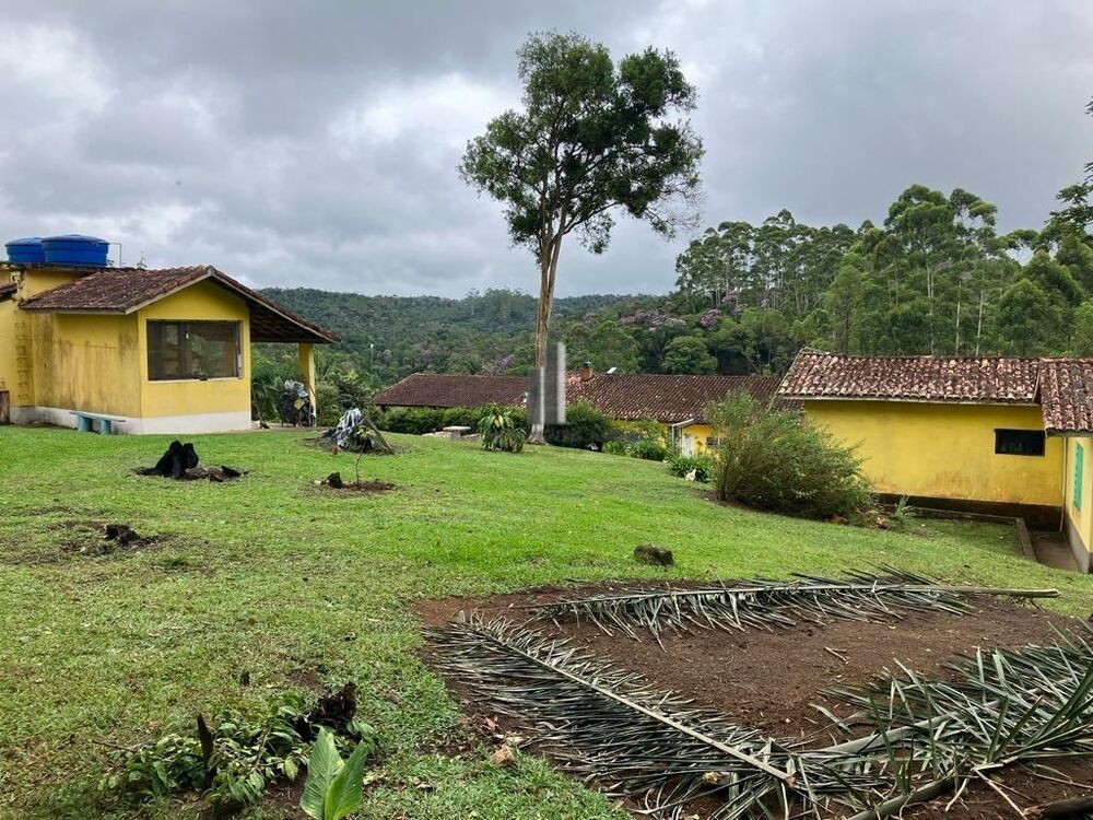 Sítio à venda com 4 quartos, 55000m² - Foto 1