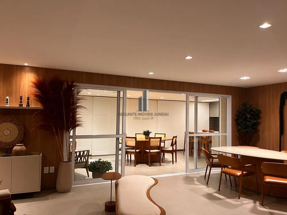 Apartamento, 3 quartos, 216 m² - Foto 2