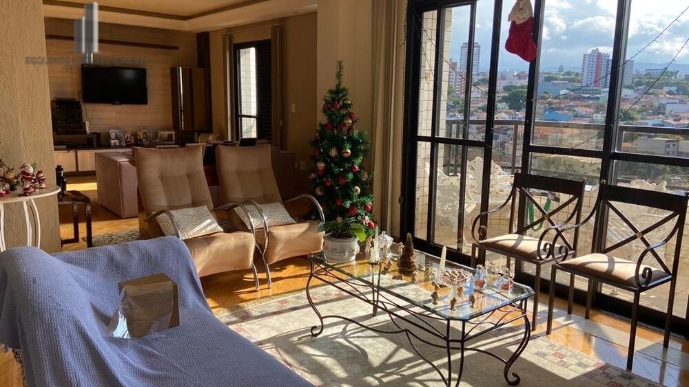 Apartamento, 3 quartos, 157 m² - Foto 1