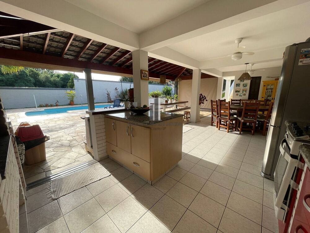 Casa à venda com 4 quartos, 342m² - Foto 8