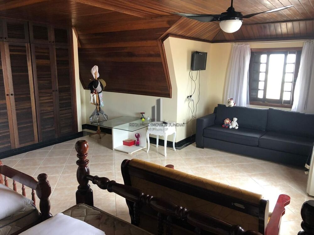 Casa à venda com 6 quartos, 475m² - Foto 6