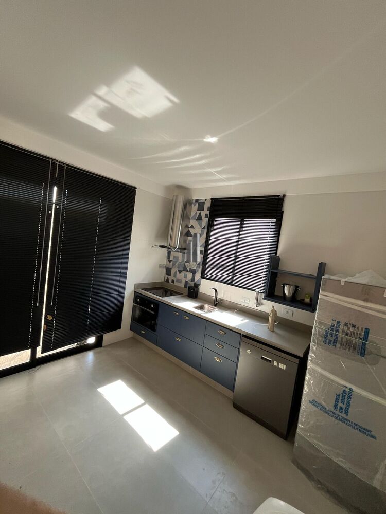 Casa de Condomínio para alugar com 3 quartos, 126m² - Foto 2