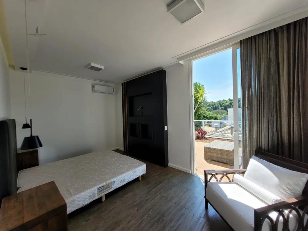 Casa, 3 quartos, 278 m² - Foto 16