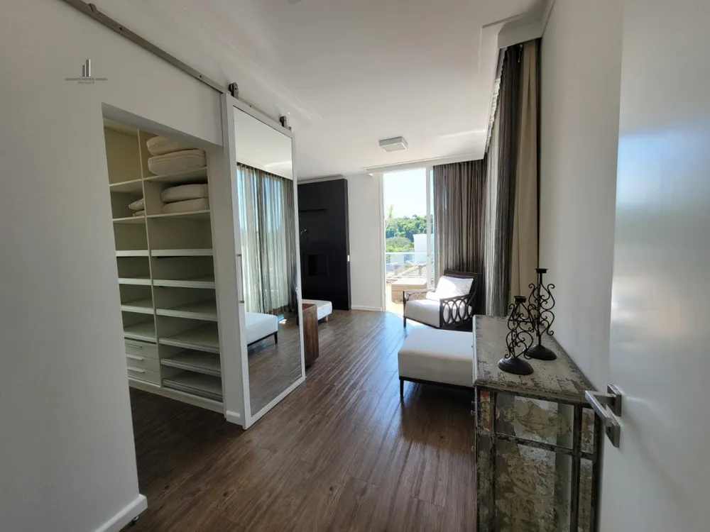 Casa, 3 quartos, 278 m² - Foto 17