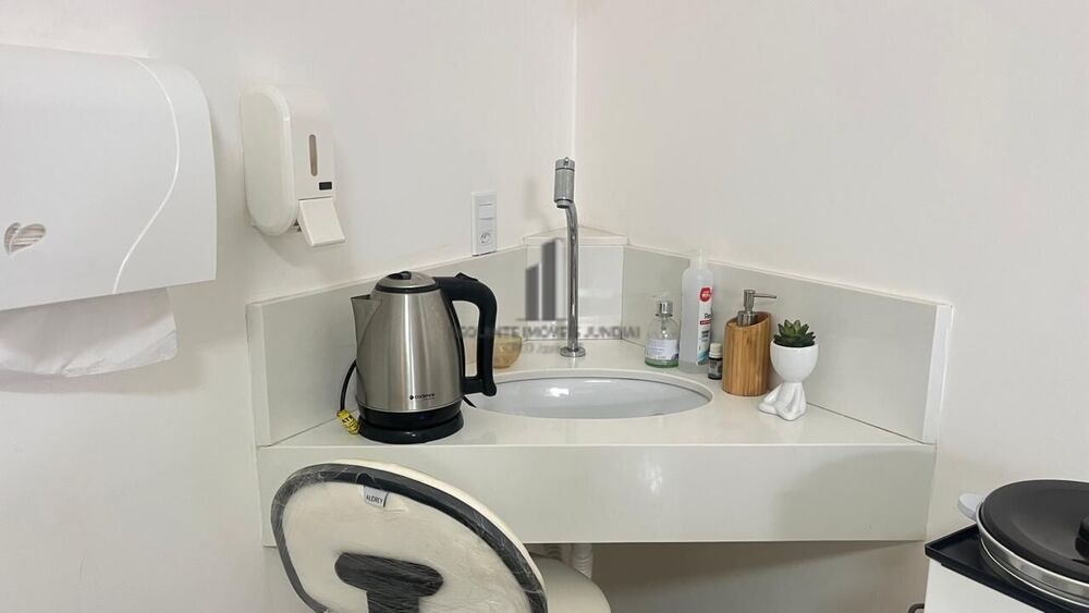 Prédio Inteiro para alugar, 25m² - Foto 3