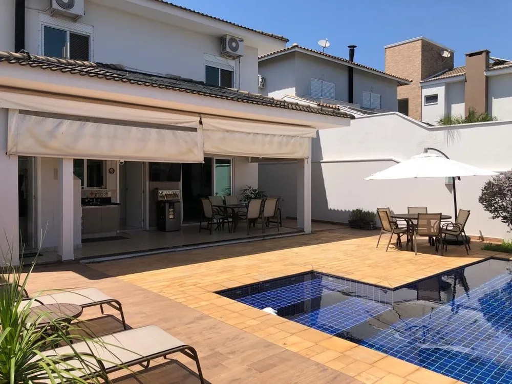 Casa, 3 quartos, 234 m² - Foto 2