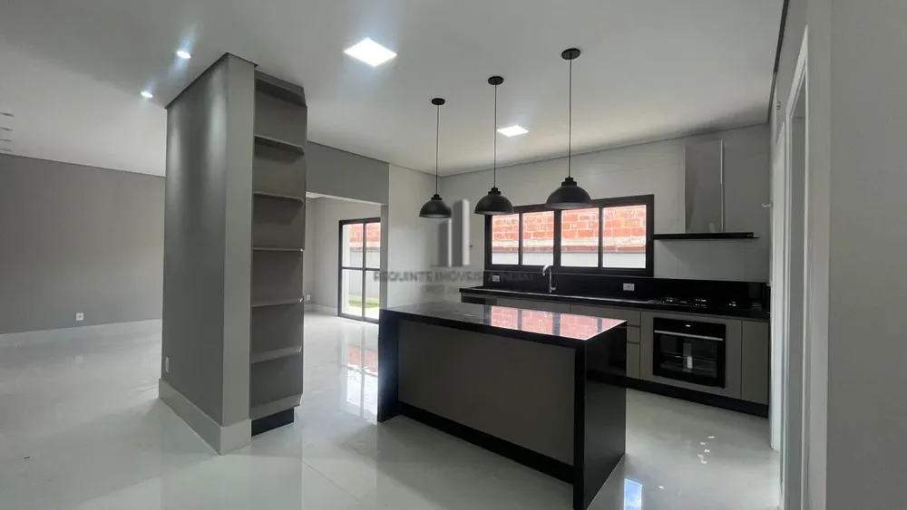 Casa, 3 quartos, 200 m² - Foto 1