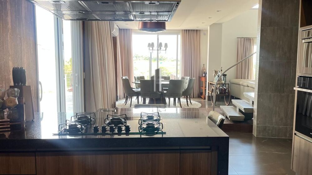 Casa à venda com 5 quartos, 580m² - Foto 4