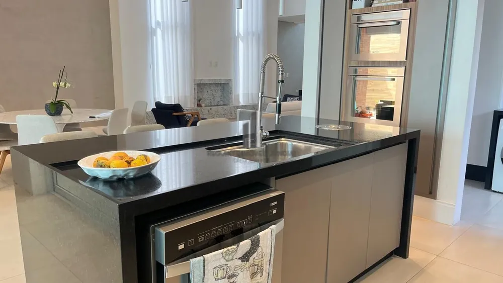Casa, 3 quartos, 281 m² - Foto 4