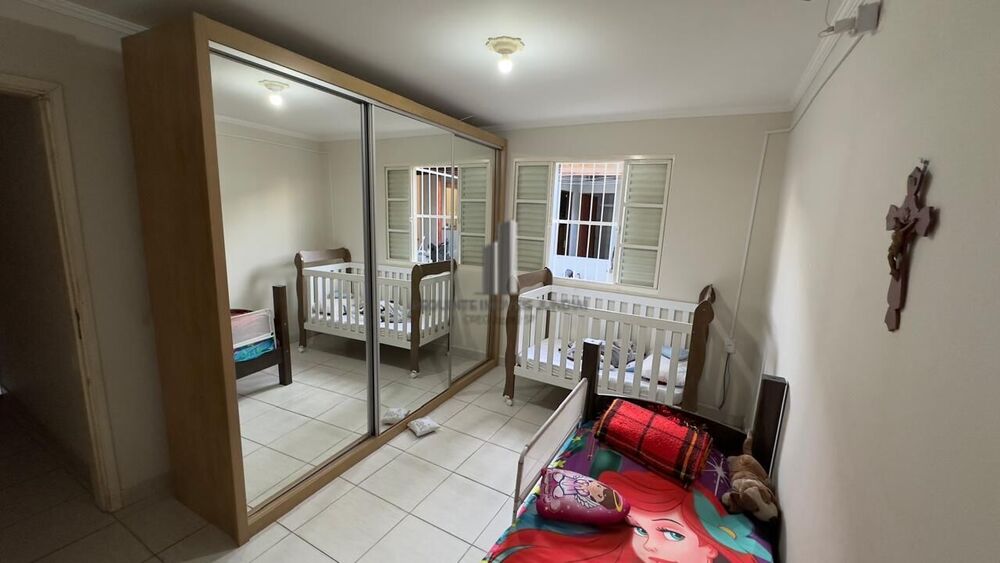 Casa, 3 quartos, 202 m² - Foto 5