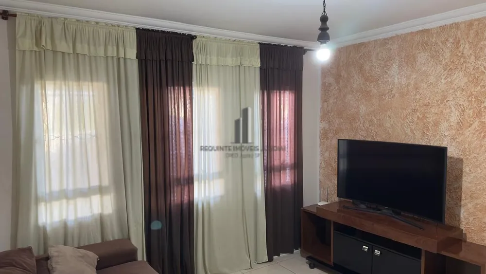 Casa, 3 quartos, 202 m² - Foto 2