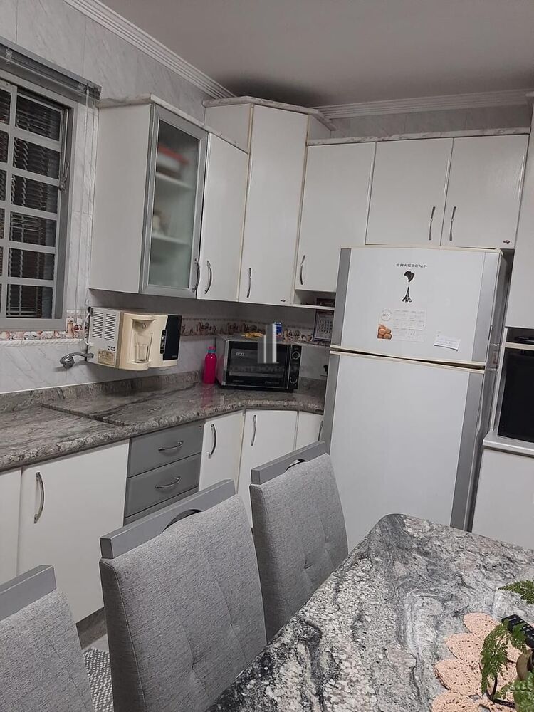 Casa à venda com 3 quartos, 265m² - Foto 12