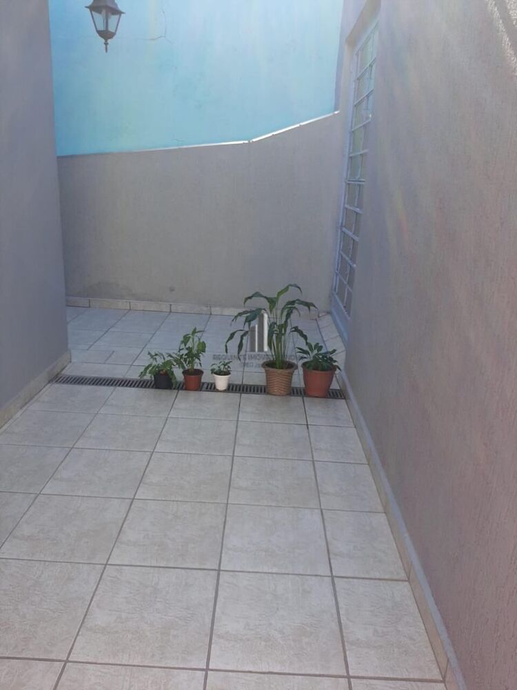 Casa à venda com 3 quartos, 265m² - Foto 10