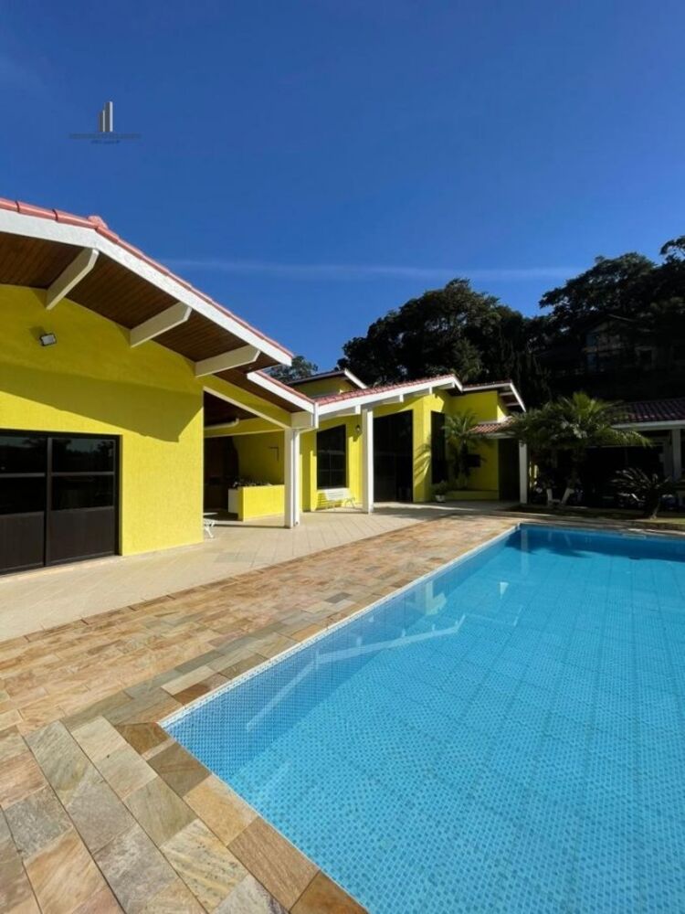 Casa de Condomínio à venda com 3 quartos, 409m² - Foto 1