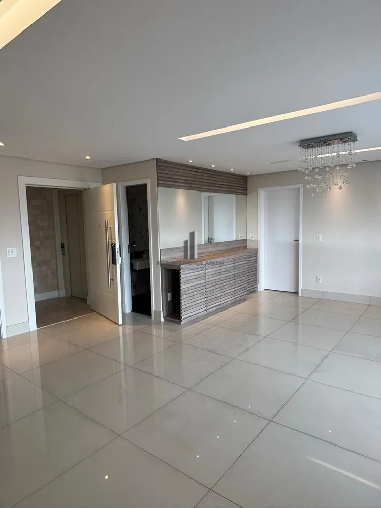 Apartamento, 4 quartos, 216 m² - Foto 5
