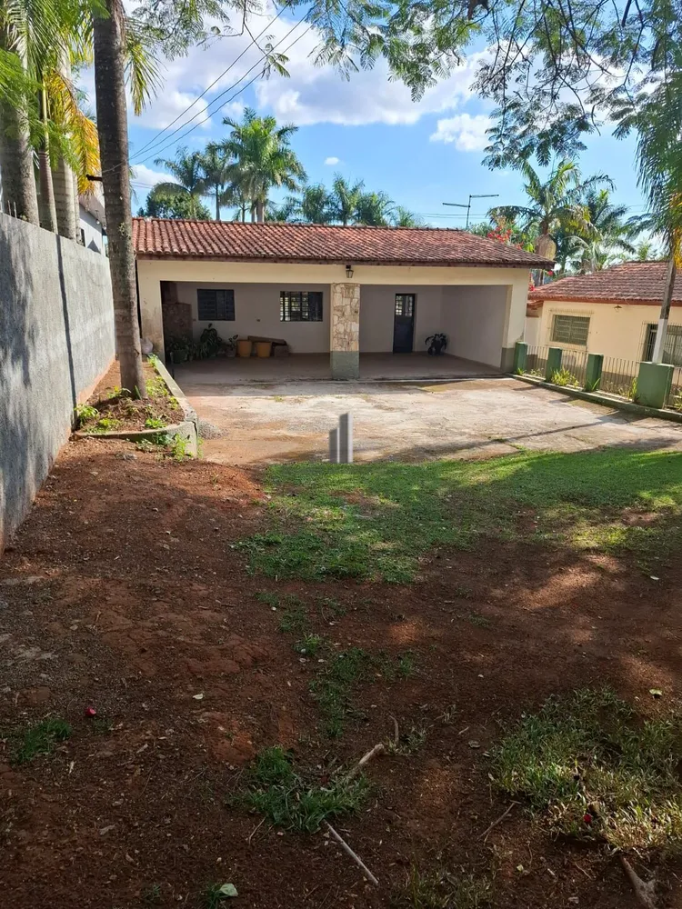Chácara, 3 quartos, 1553 m² - Foto 4