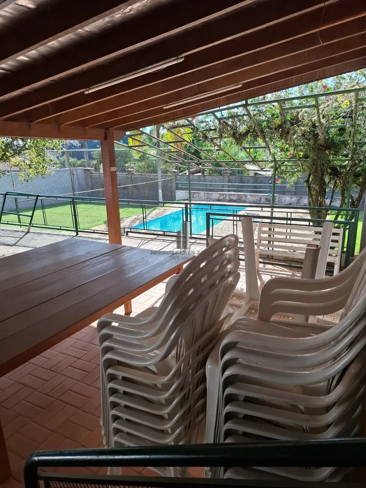 Chácara, 3 quartos, 1553 m² - Foto 1