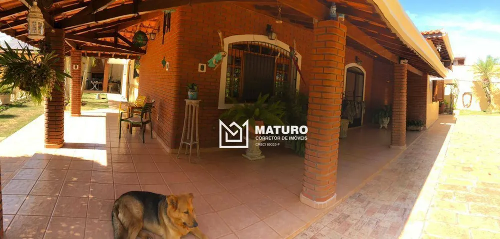 Chácara, 4 quartos, 1258 m² - Foto 2