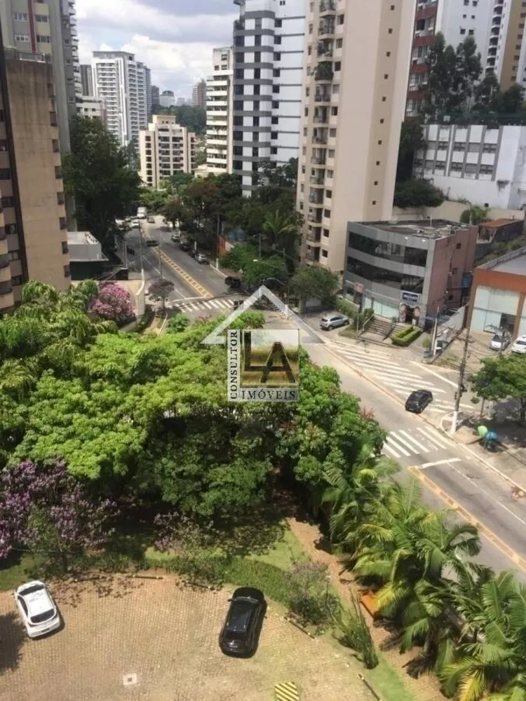 Apartamento à venda com 4 quartos, 238m² - Foto 3