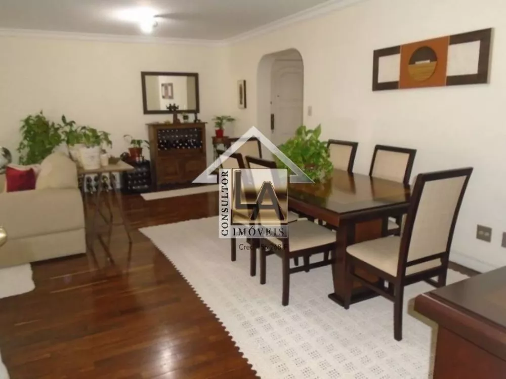 Apartamento à venda com 4 quartos, 180m² - Foto 2