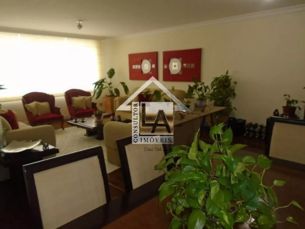 Apartamento à venda com 4 quartos, 180m² - Foto 3