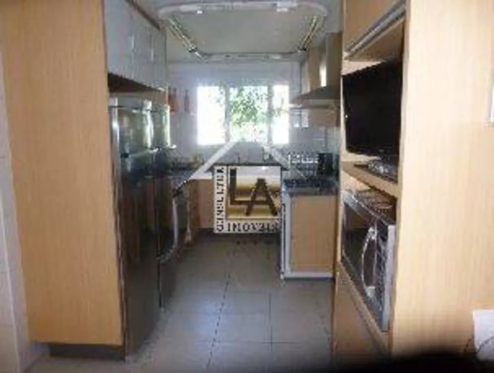 Apartamento à venda com 4 quartos, 218m² - Foto 12