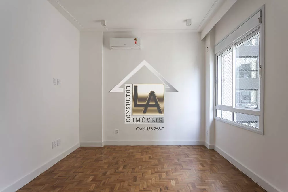 Apartamento à venda com 3 quartos, 225m² - Foto 10