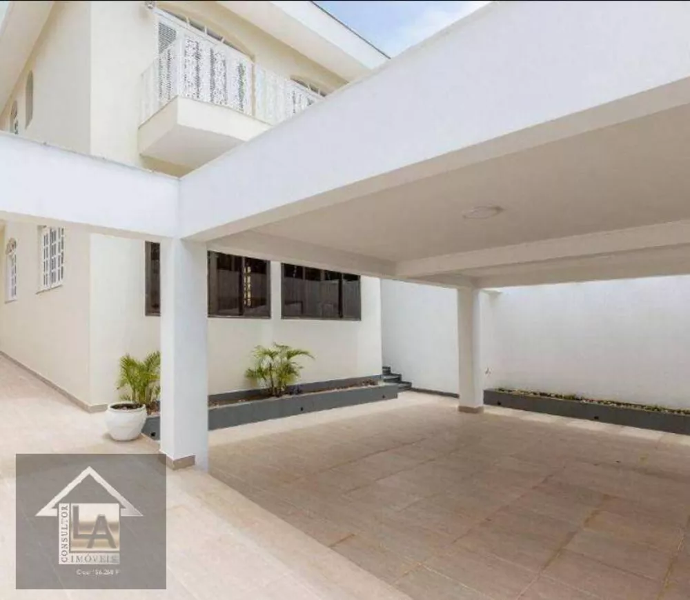 Casa à venda com 4 quartos, 290m² - Foto 2