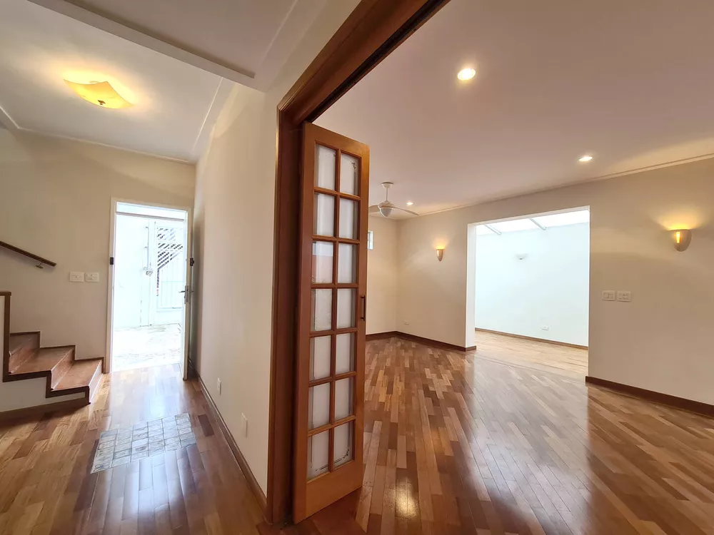 Sobrado à venda com 3 quartos, 179m² - Foto 4