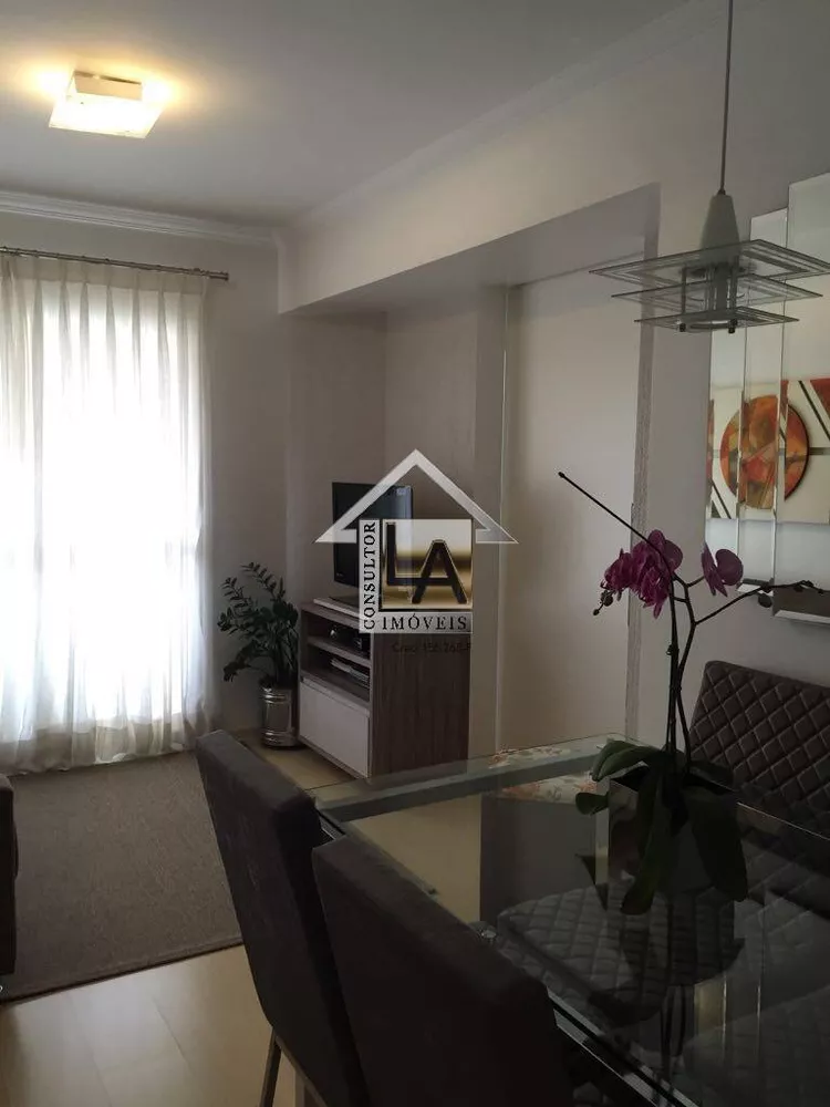 Apartamento à venda com 3 quartos, 65m² - Foto 2