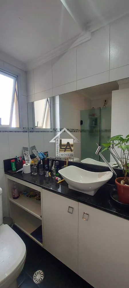 Apartamento à venda com 3 quartos, 81m² - Foto 8