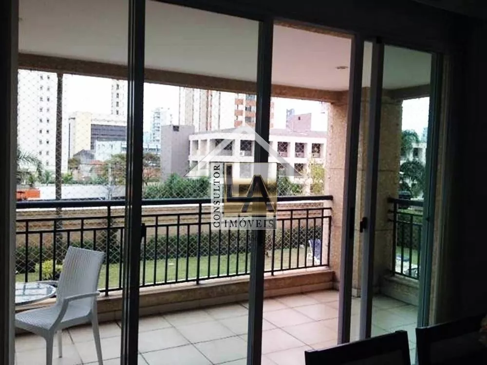 Apartamento à venda com 3 quartos, 125m² - Foto 1