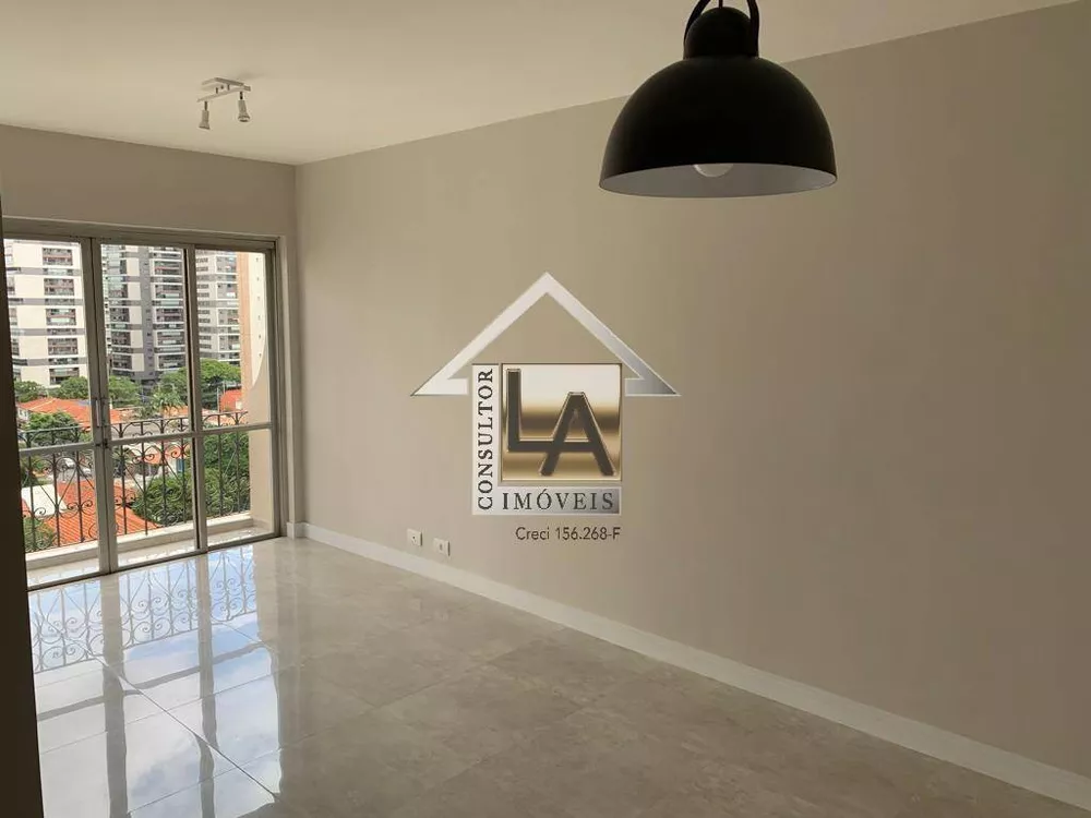 Apartamento à venda com 2 quartos, 70m² - Foto 2