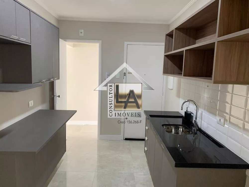 Apartamento à venda com 2 quartos, 70m² - Foto 3