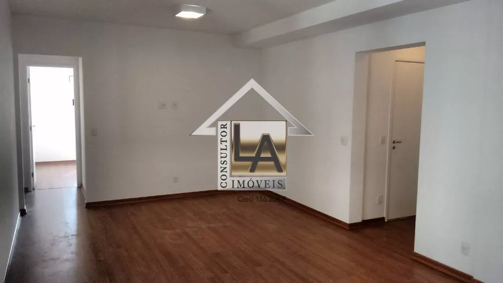 Apartamento à venda com 3 quartos, 105m² - Foto 1