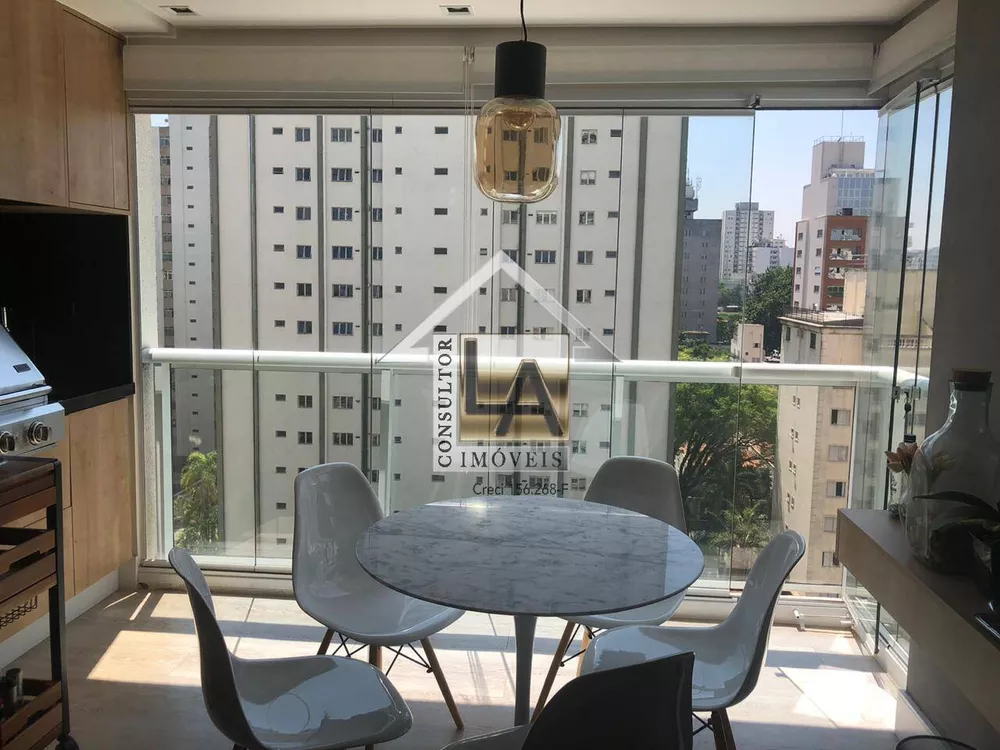 Apartamento à venda com 2 quartos, 70m² - Foto 1