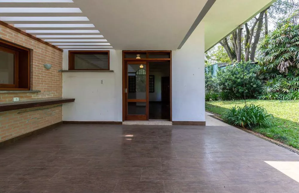 Casa de Condomínio à venda com 5 quartos, 700m² - Foto 2