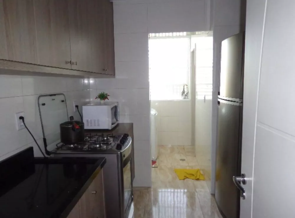 Apartamento à venda com 2 quartos, 62m² - Foto 8