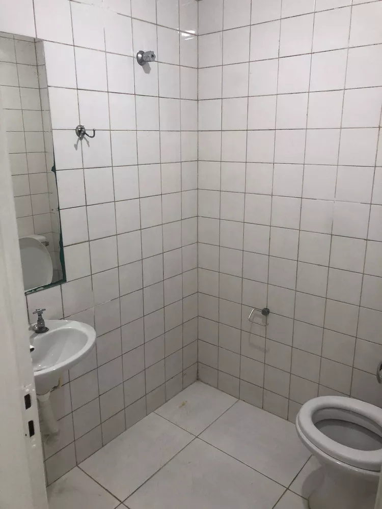 Apartamento para alugar com 1 quarto, 140m² - Foto 7