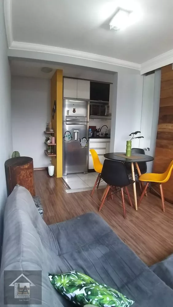 Apartamento à venda com 2 quartos, 47m² - Foto 3