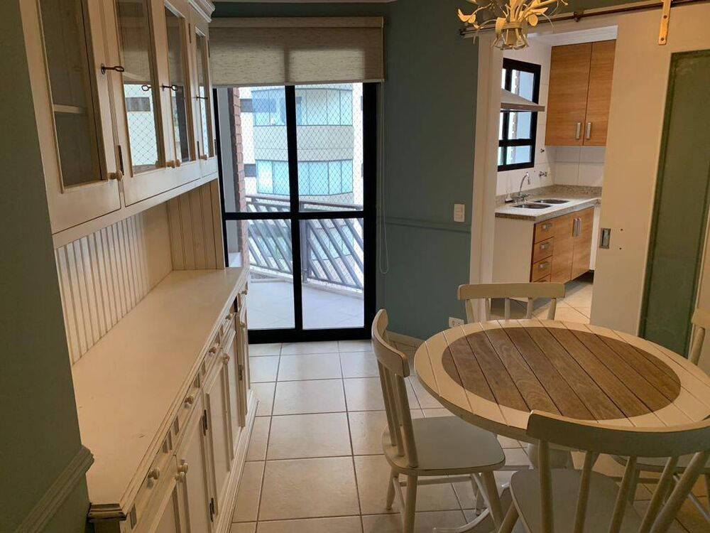 Apartamento à venda e aluguel com 4 quartos, 217m² - Foto 8