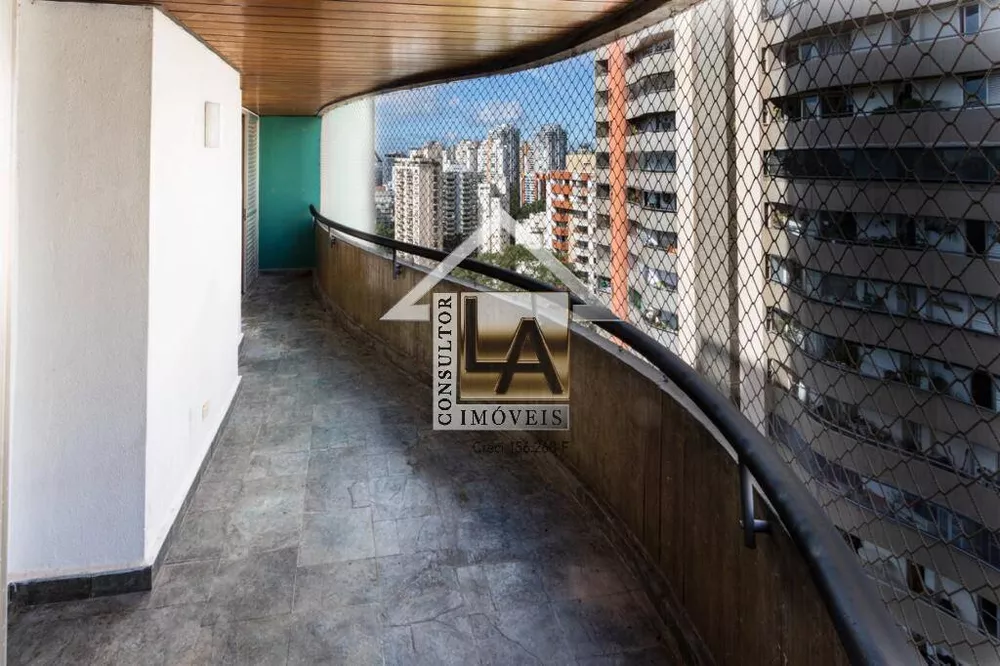 Apartamento à venda com 3 quartos, 117m² - Foto 1