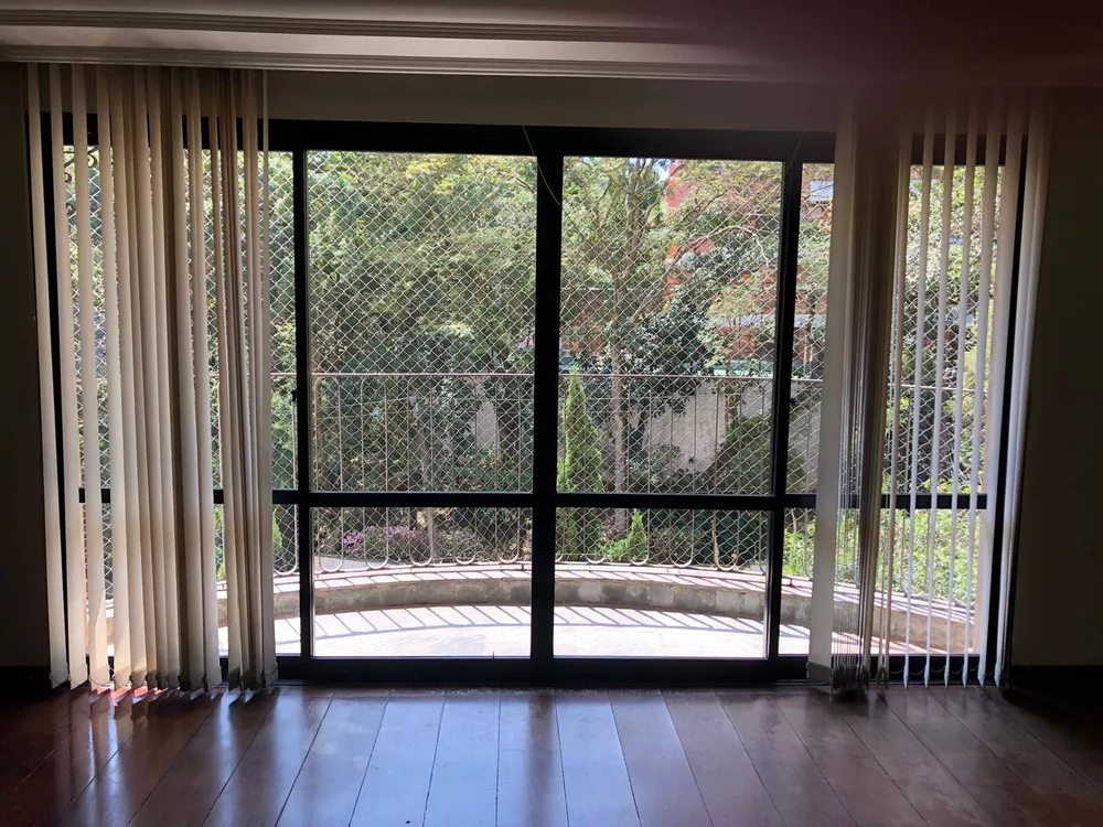 Apartamento à venda com 4 quartos, 166m² - Foto 1