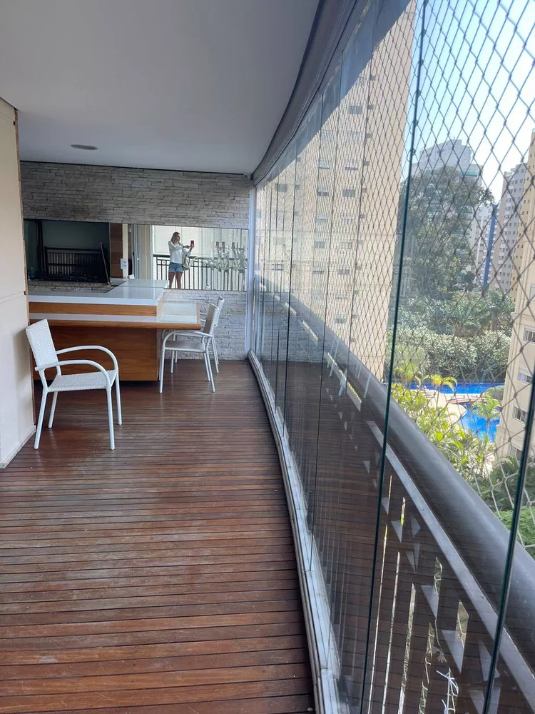 Apartamento à venda com 3 quartos, 178m² - Foto 3