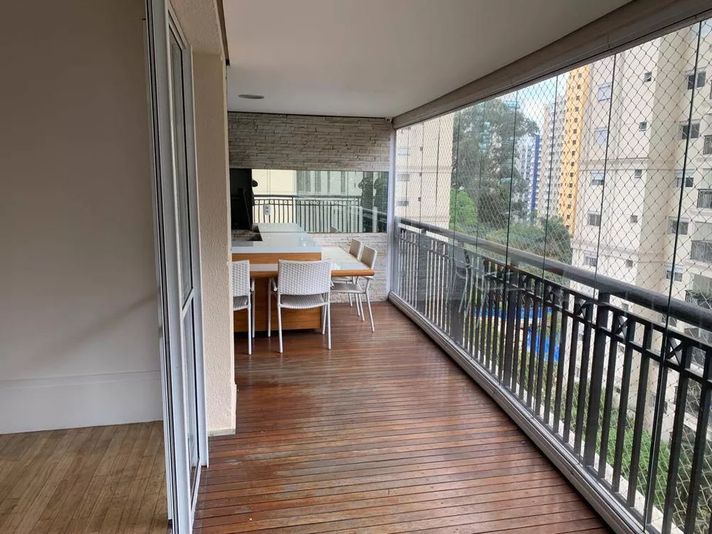 Apartamento à venda com 3 quartos, 178m² - Foto 4