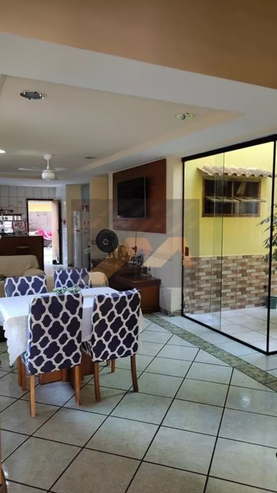 Casa, 3 quartos, 193 m² - Foto 6